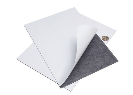 Feuilles magnétiques souples auto-adhésives en caoutchouc format A3 A4 pour réfrigérateur