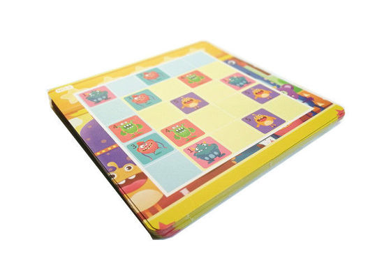 Ensemble d'activités magnétiques comprenant le jeu de table de nombres Sudoku magnétique et des jouets éducatifs emballés dans une boîte-cadeau en papier écologique